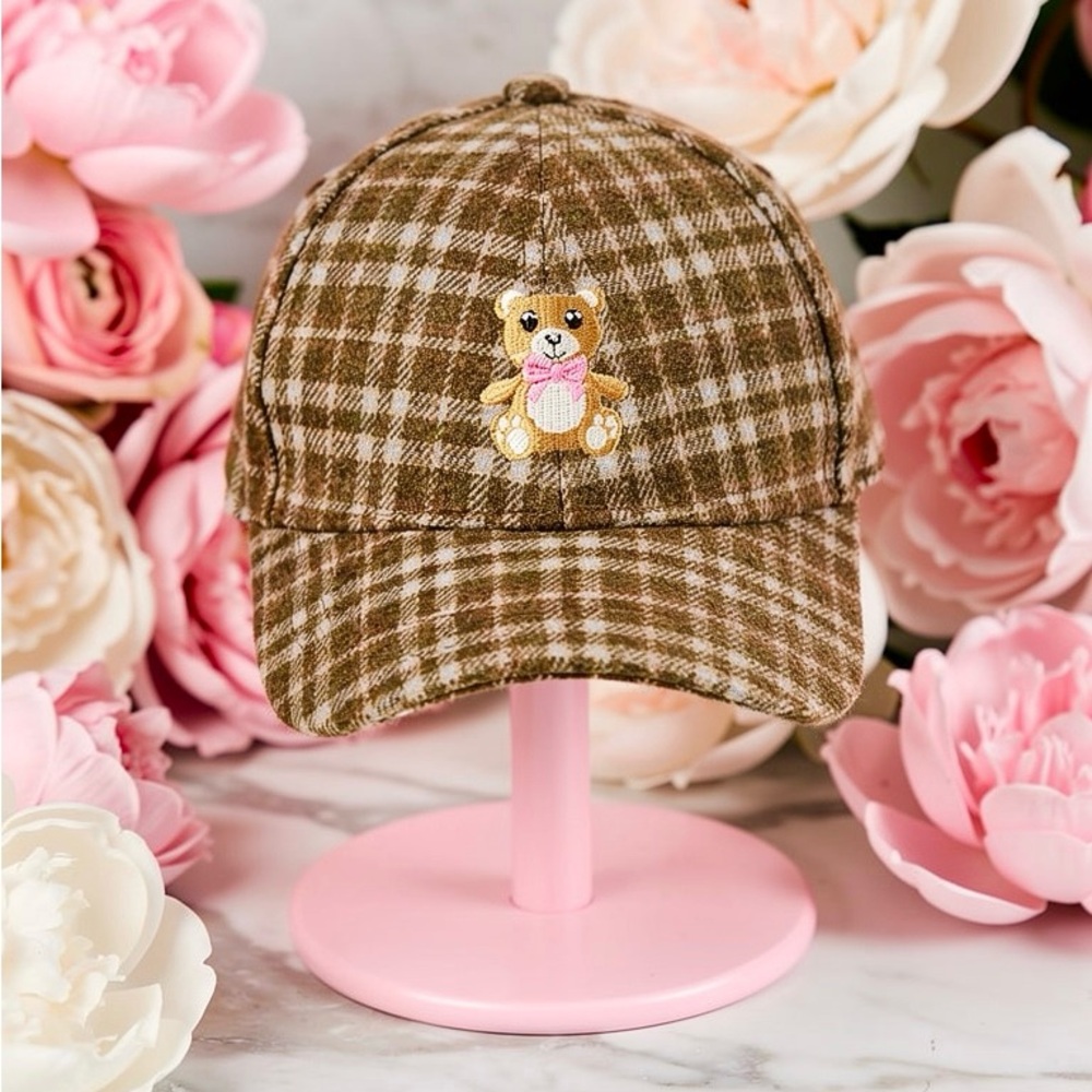 Teddy Bear 🧸 Hat - Picture 2 of 3